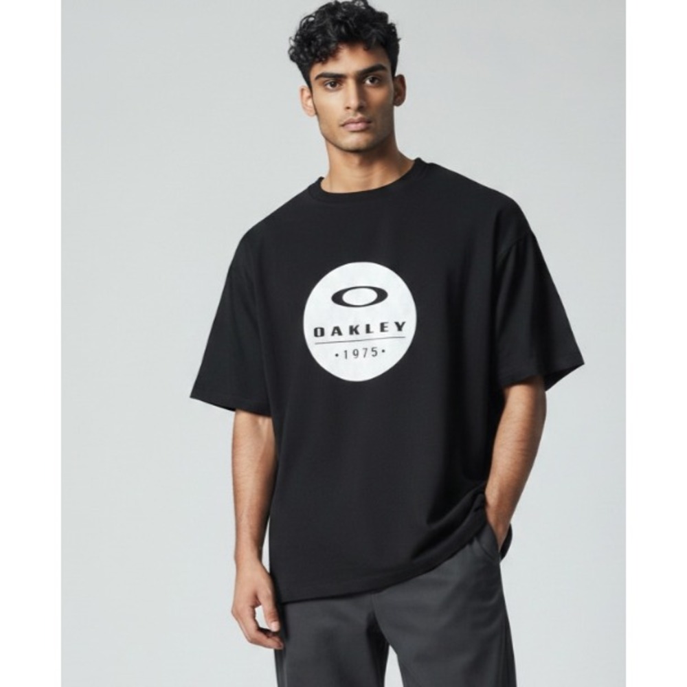 Oakley T Shirt XL Extra Large‎ Black Graphic Print 1975 Logo Crew Neck Tee Men's